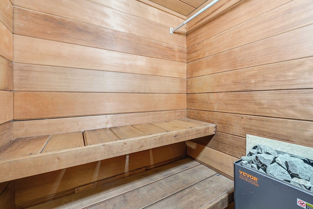 Ski-in/ski-out Studio at Greek Peak, Pets Welcome!