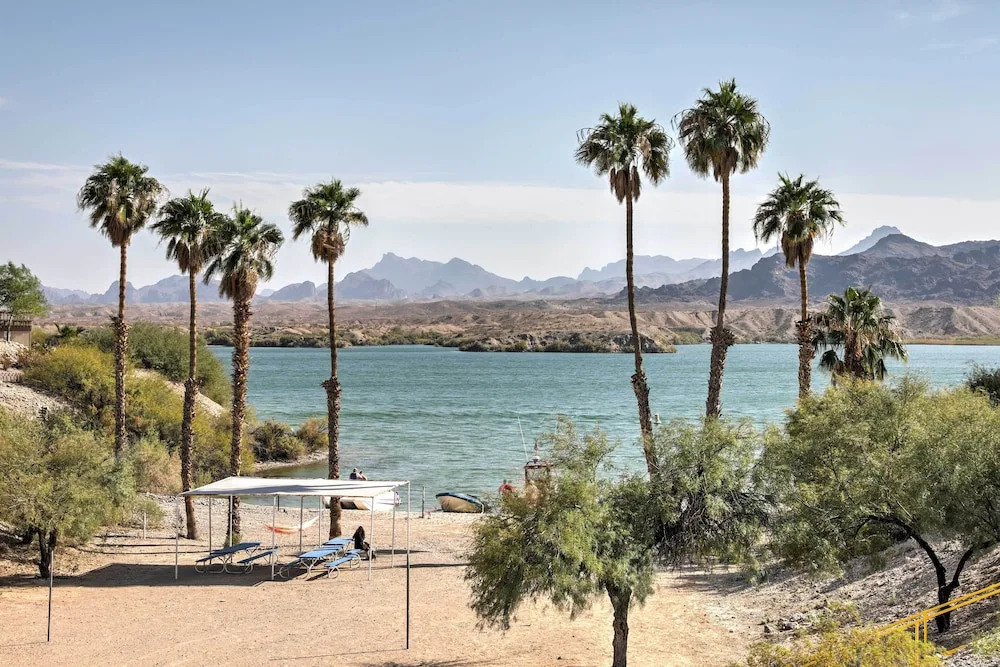 Dock & Beach Access: Cozy Lake Havasu City Home!