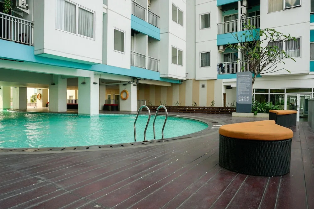 Cozy Studio Apartment with City View The Nest Puri