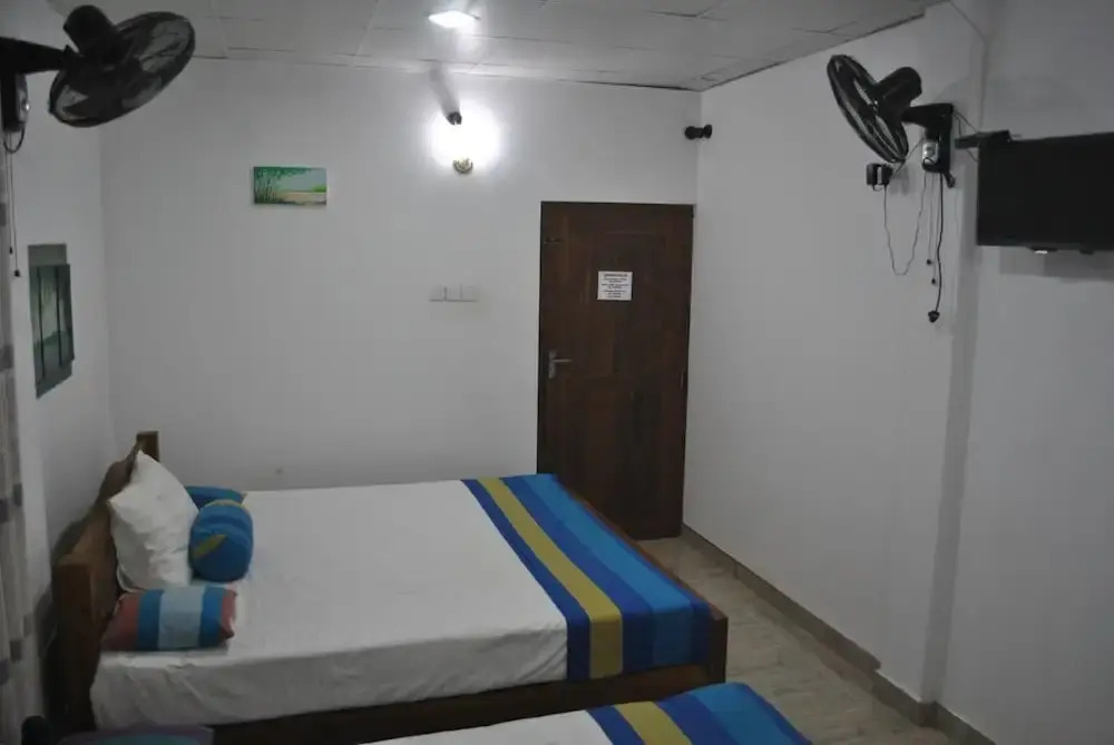 Senora Guest House