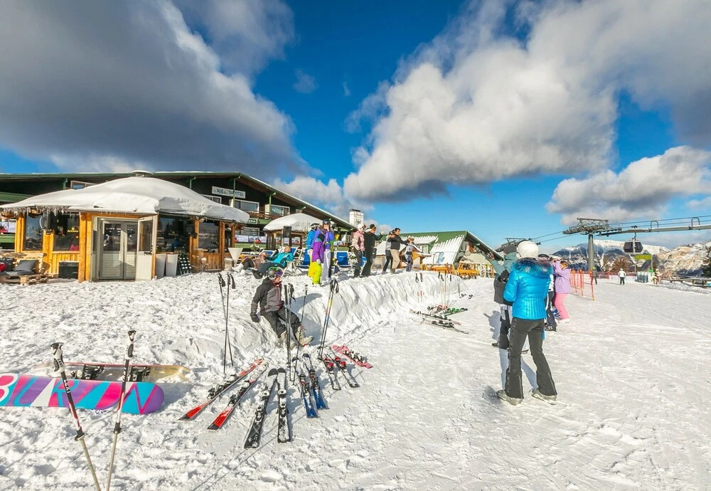 Cavalese few min From ski A01 P01