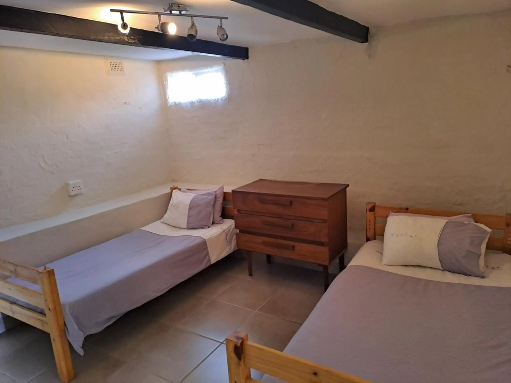 African Skys the Limit - Budget, Quiet, Peaceful Self-Catering
