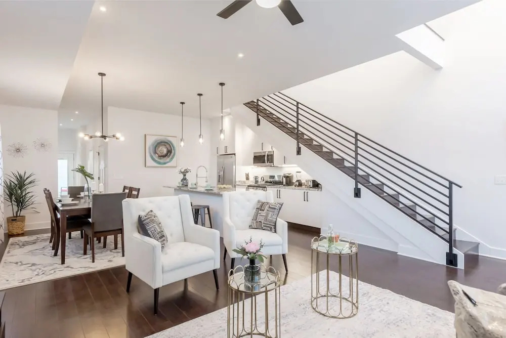 Sanitized Newly Designed Super Chic Indy Home Near Fountain Square!