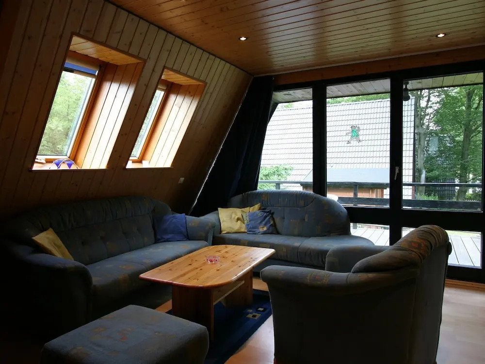 Wooden chalet with oven, in Oberharz near a lake