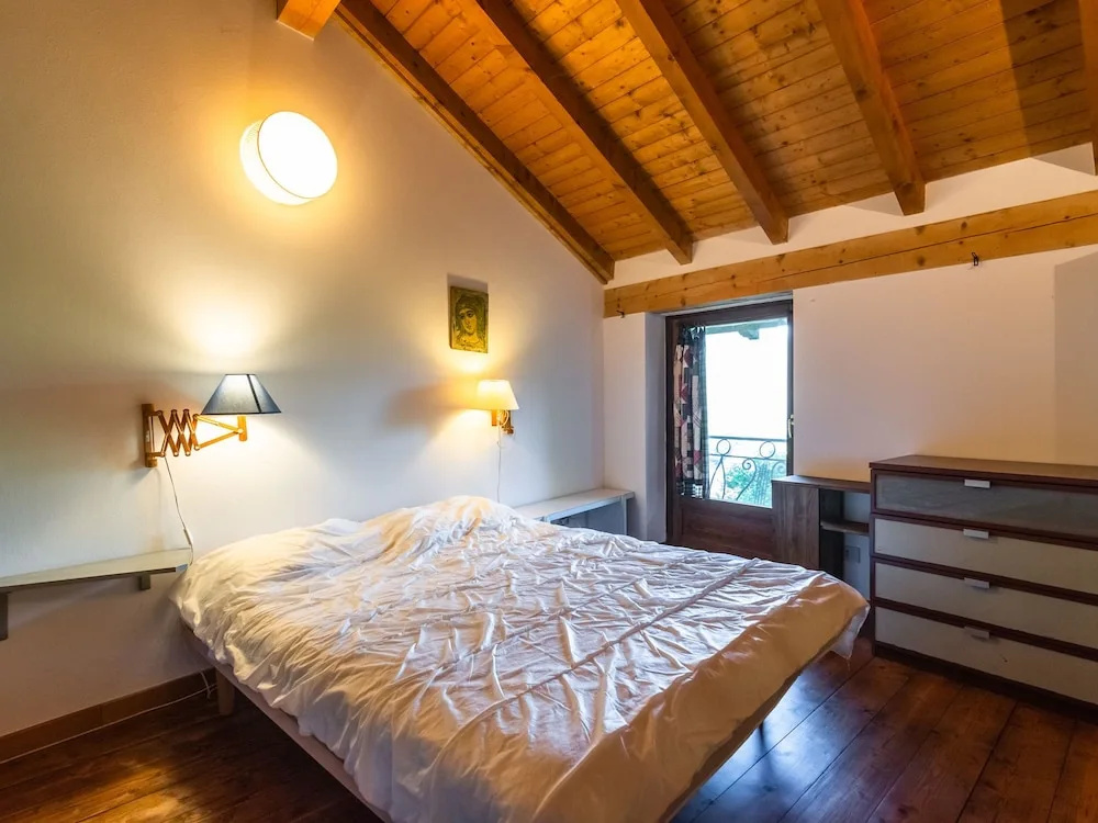 Authentic Rural House, 200 mt Form the Parking