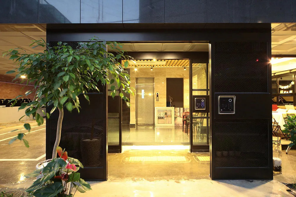 Mono House Hongdae 2