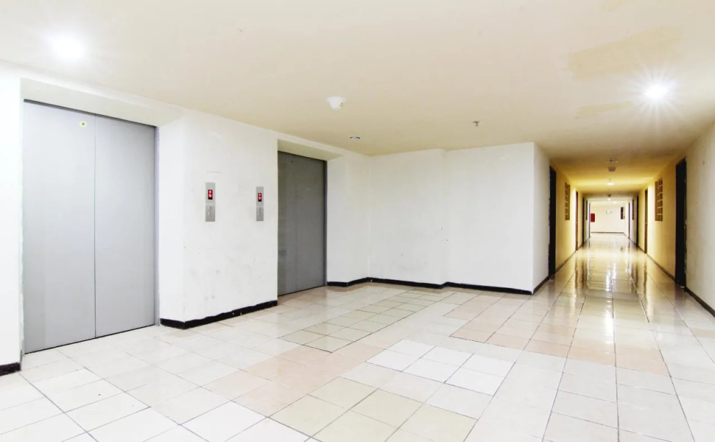 Apartment The Suite Metro By Ira Prisma