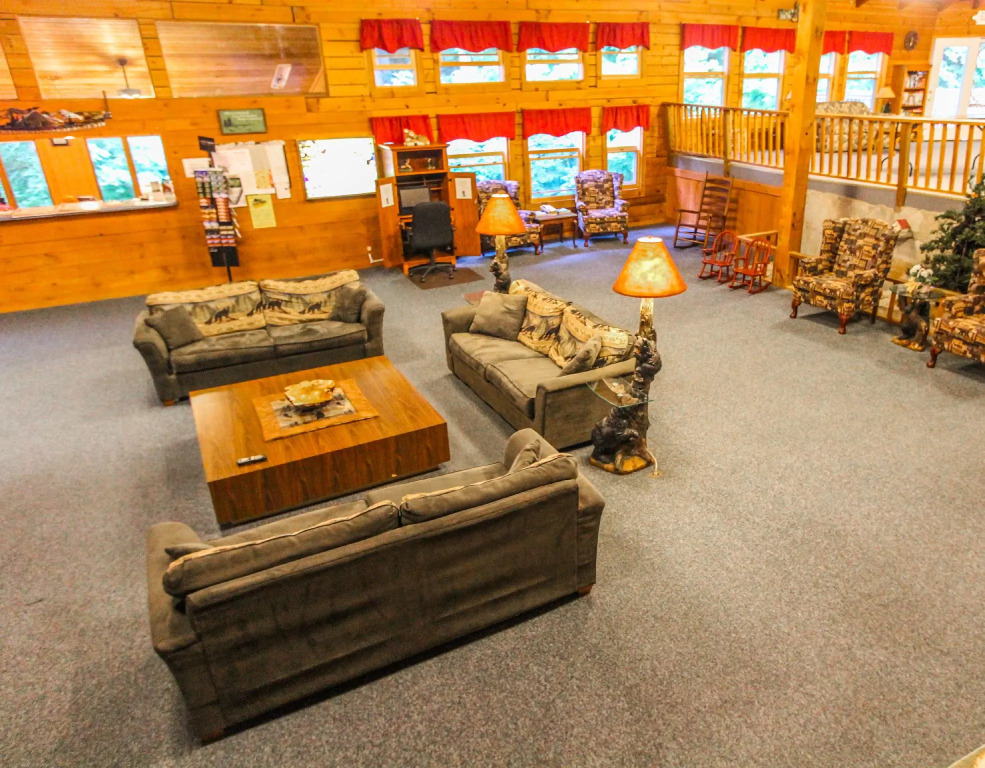 Smoketree Lodge