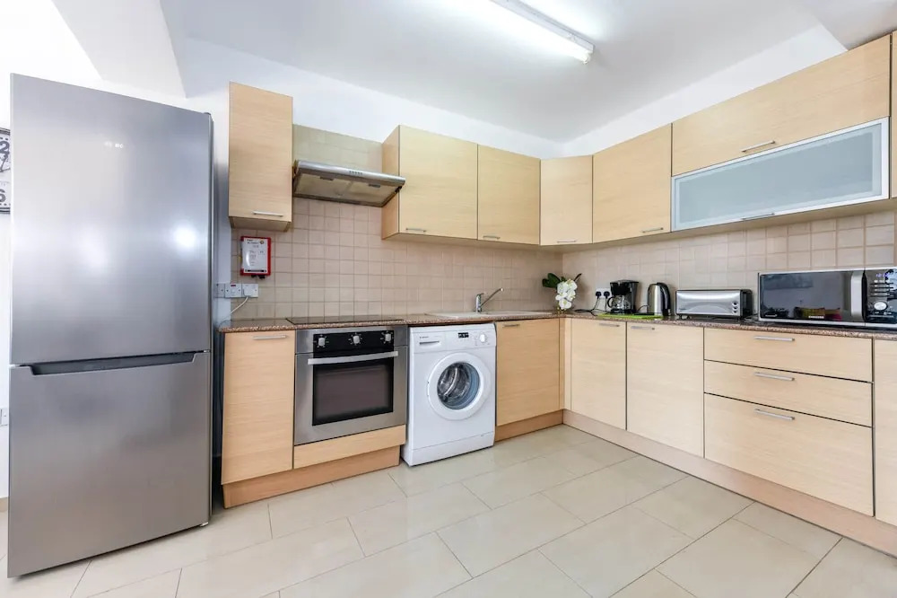 Nissi Apartment 102