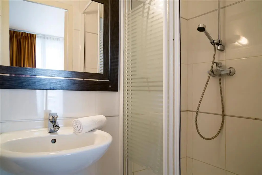 Hotel The Originals du Grand Monarque Nantes Gare