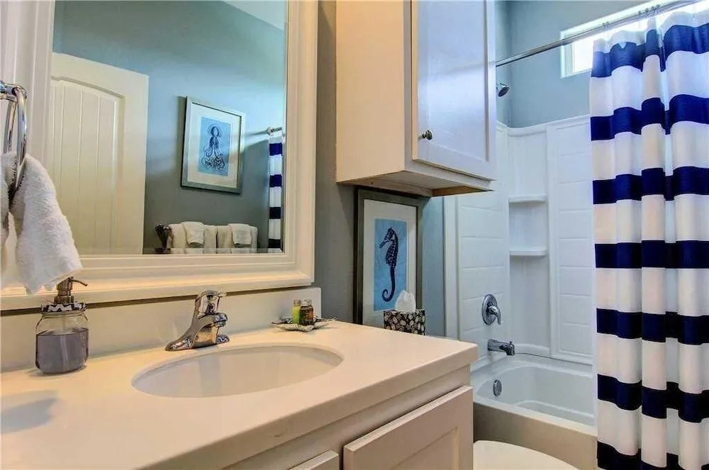 2727 S 11th Street #12 4 Bedrooms 3 Bathrooms Home