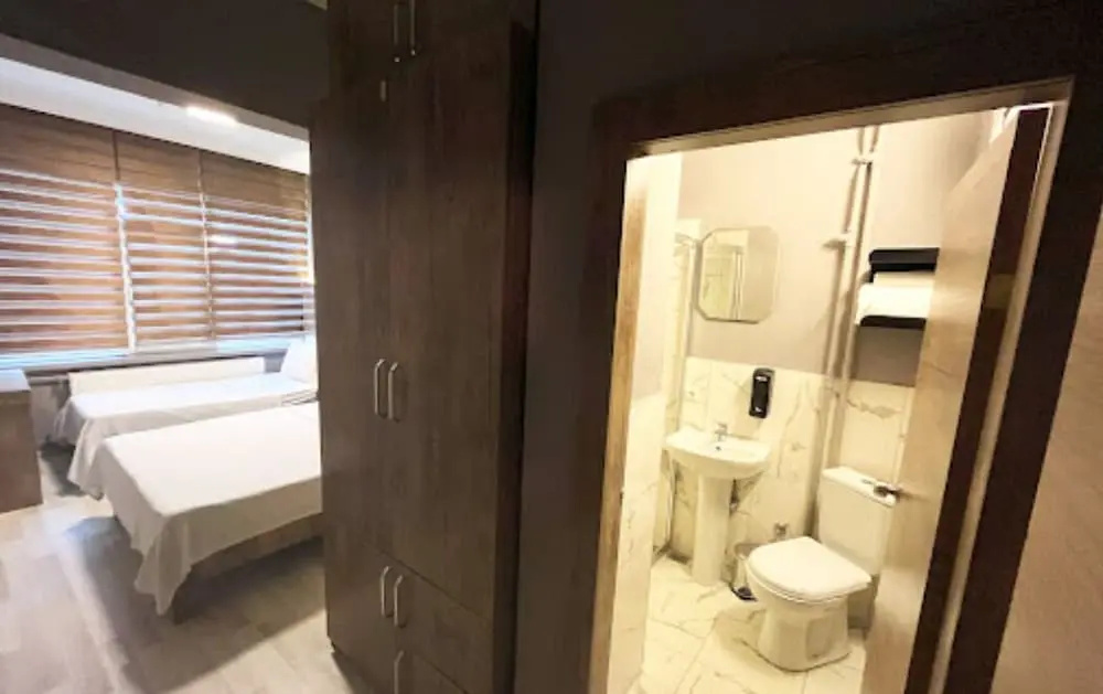 Karadeni̇z Otel