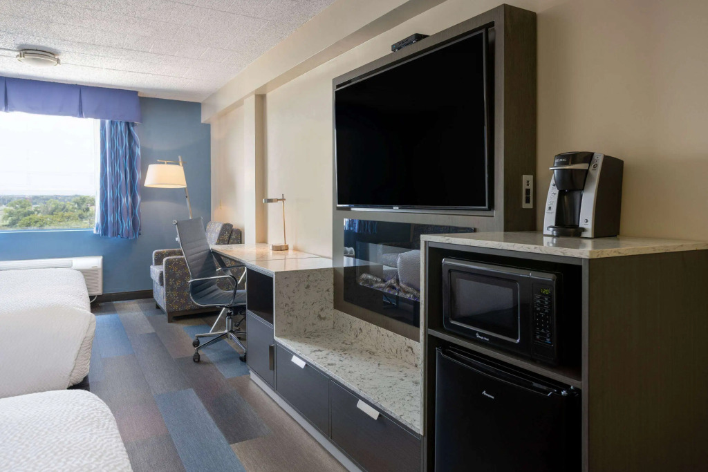 Days Hotel by Wyndham North Bergen