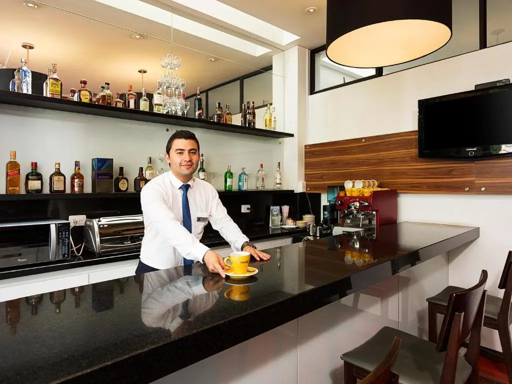Hotel bh Parque 93