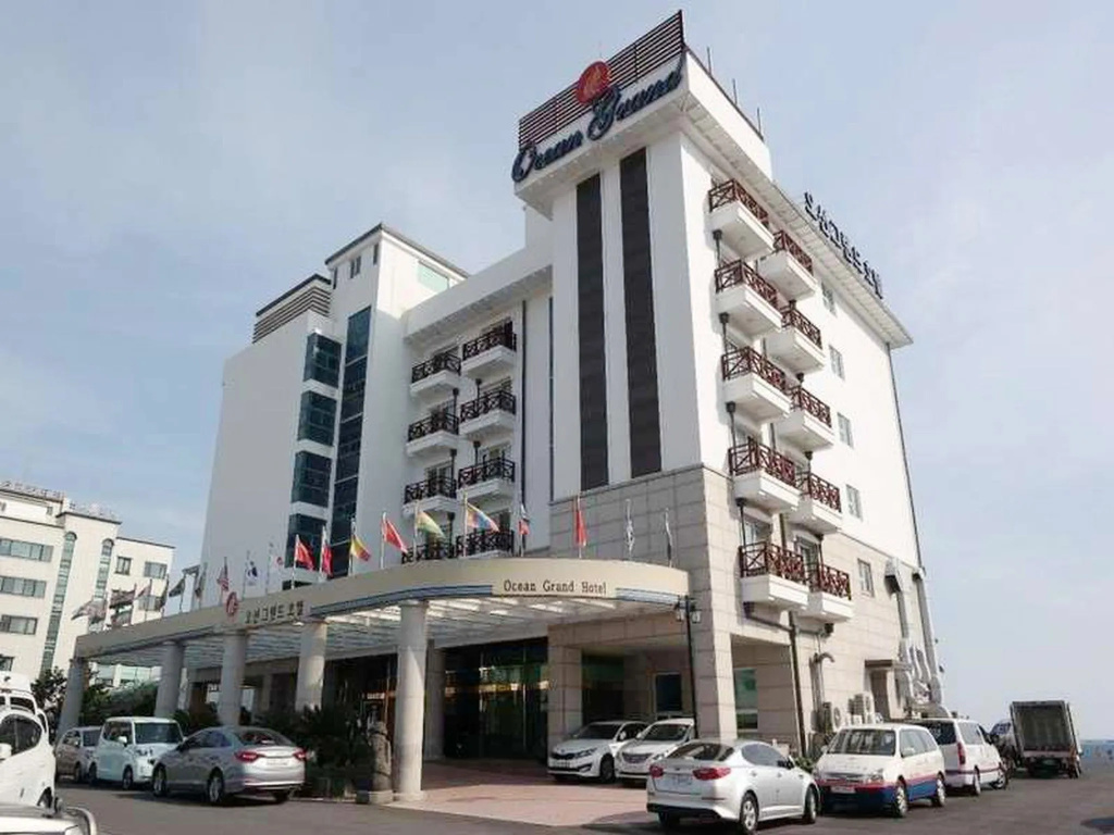Ocean Grand Hotel