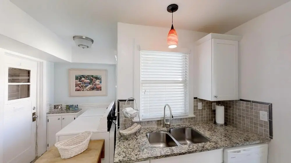 3br Pool - Open In March 3 Bedroom Home