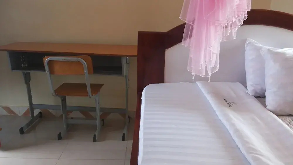 Lira Tasha Hotel