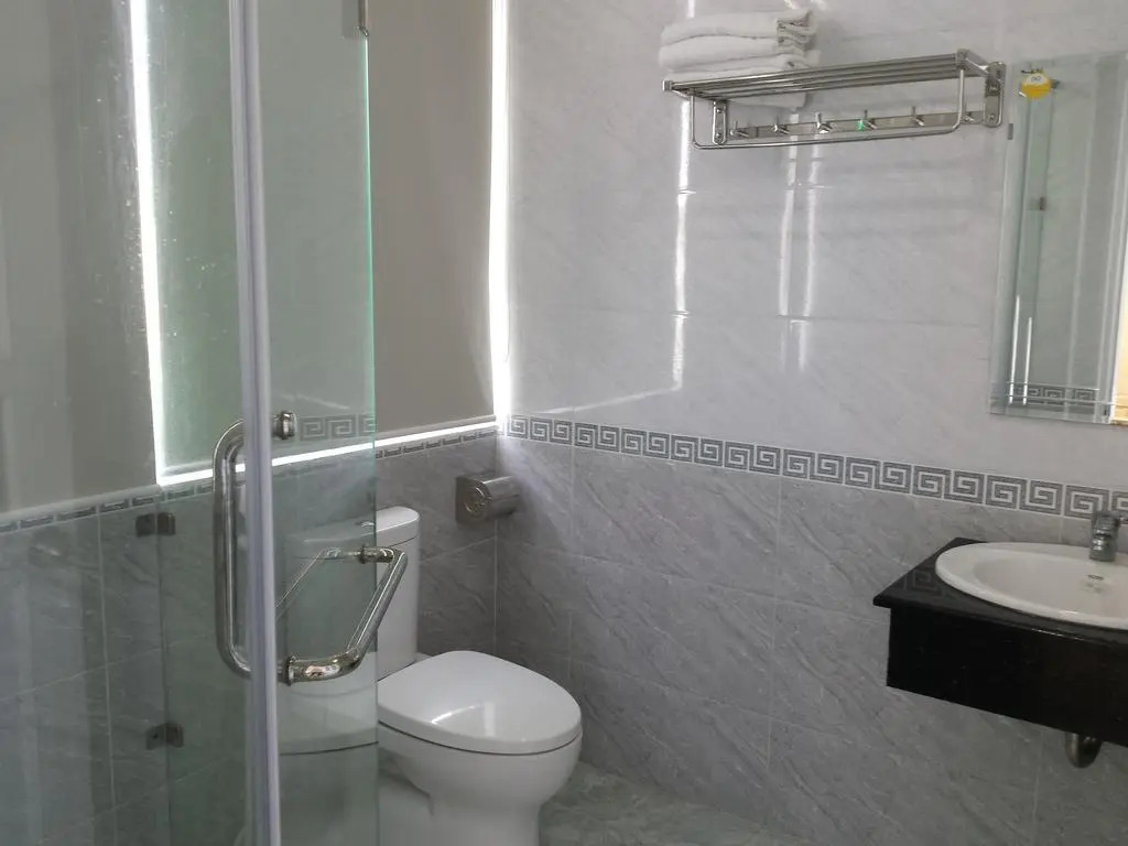 Nam Viet Hotel