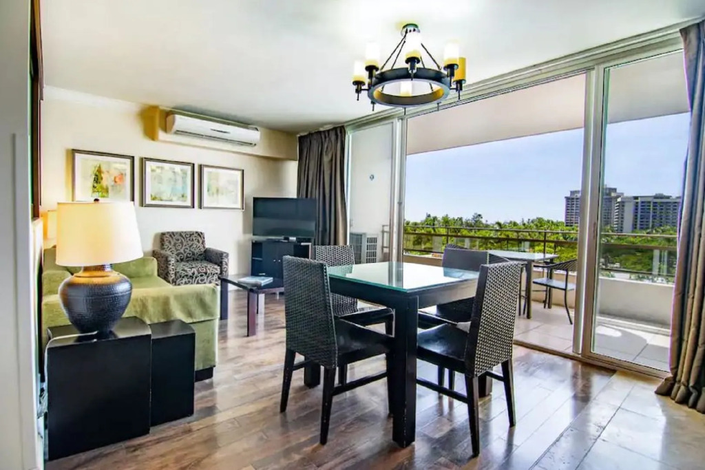 Regency on Beachwalk Waikiki by OUTRIGGER