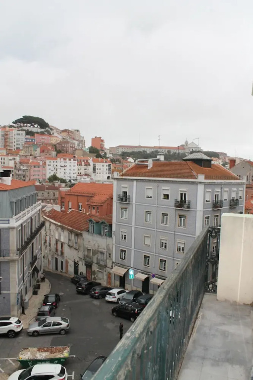 Amazing Apartment with Balcony Castle