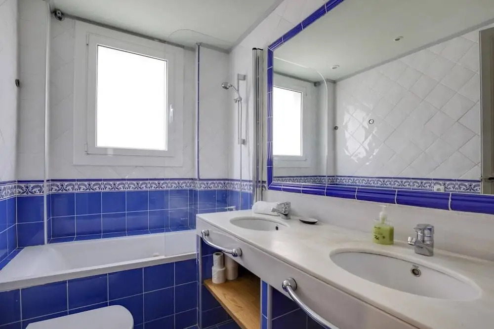 Lovely 3 Bed Apartment in Gracia