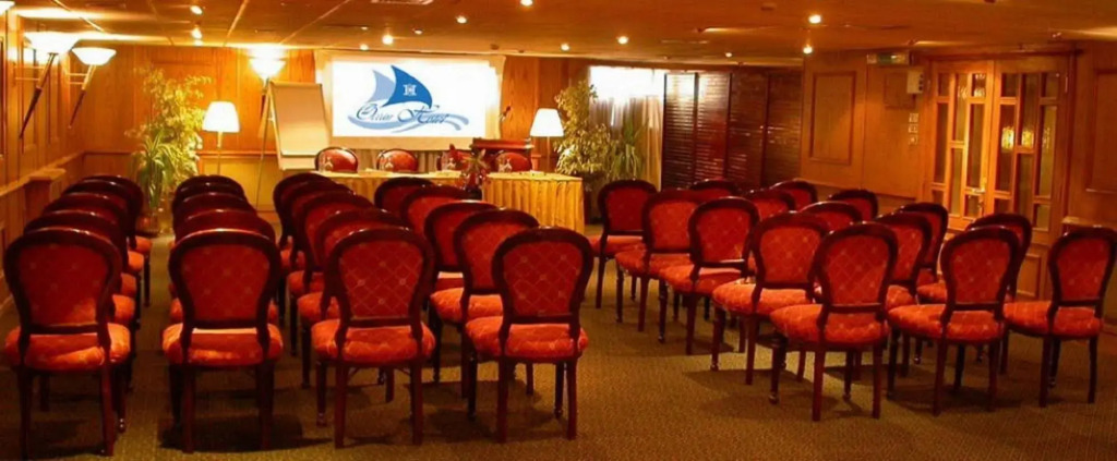 Ocean Hotel