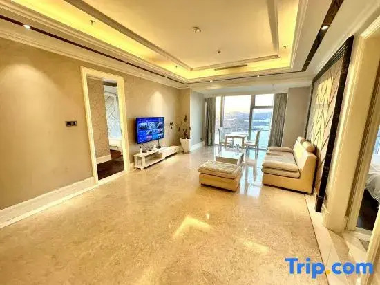 Xiamen 52 Hertz Scenic Apartment (Shimao Twin Towers)
