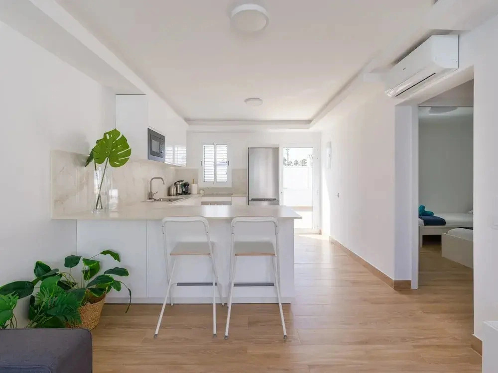 Bungalow in Maspalomas Near Golf & Beach
