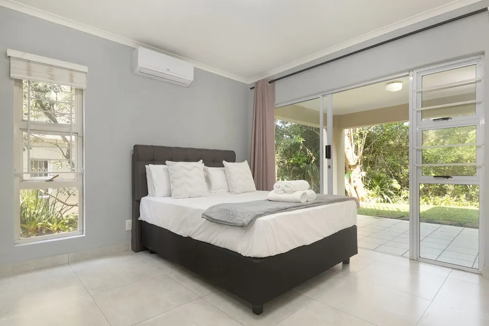 Kingston Estate 112 by HostAgents