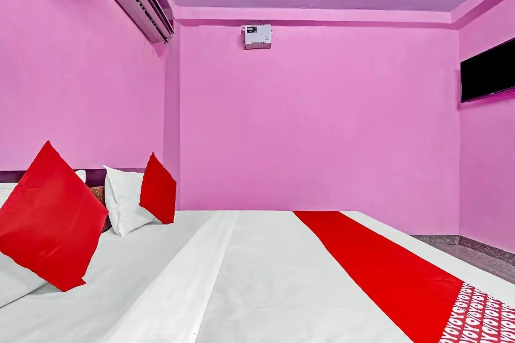 OYO Flagship 83438 Hotel Dream Empire