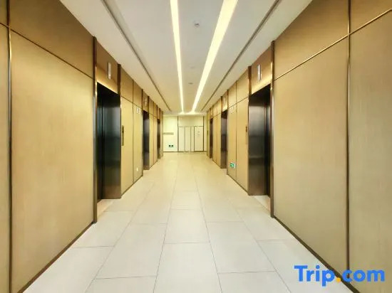 Star Theme Apartment (Guangzhou Panyu Tianhe Chengnancun Wanbo Metro Station)