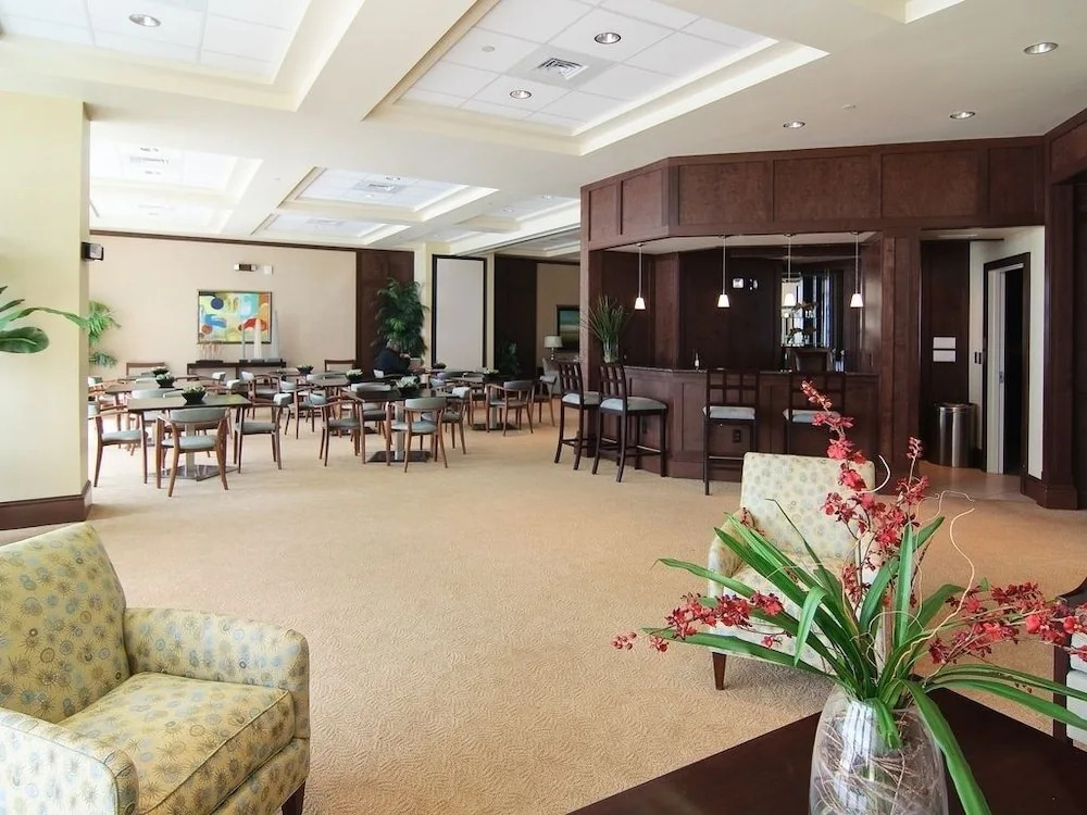 Oceanfront Getaway W/ Balcony & Luxe Amenities 3 Bedroom Condo