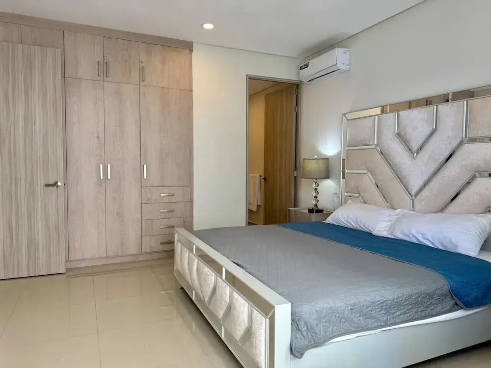 Torre Eleve Apartments