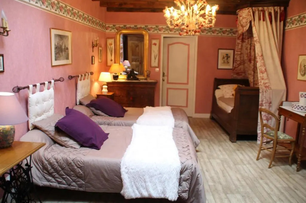 chambres dhotes : La cour dEtrepy