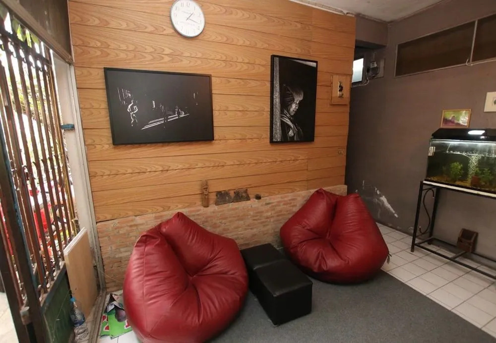 OneIsra Hostel