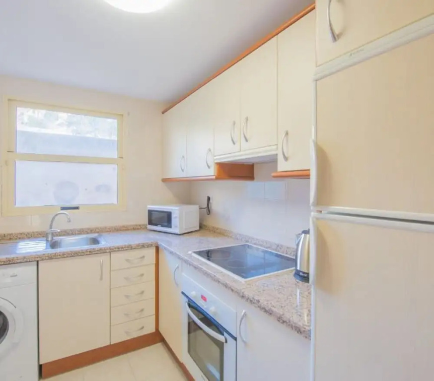 Apartment - 2 Bedrooms with Pool - 106429