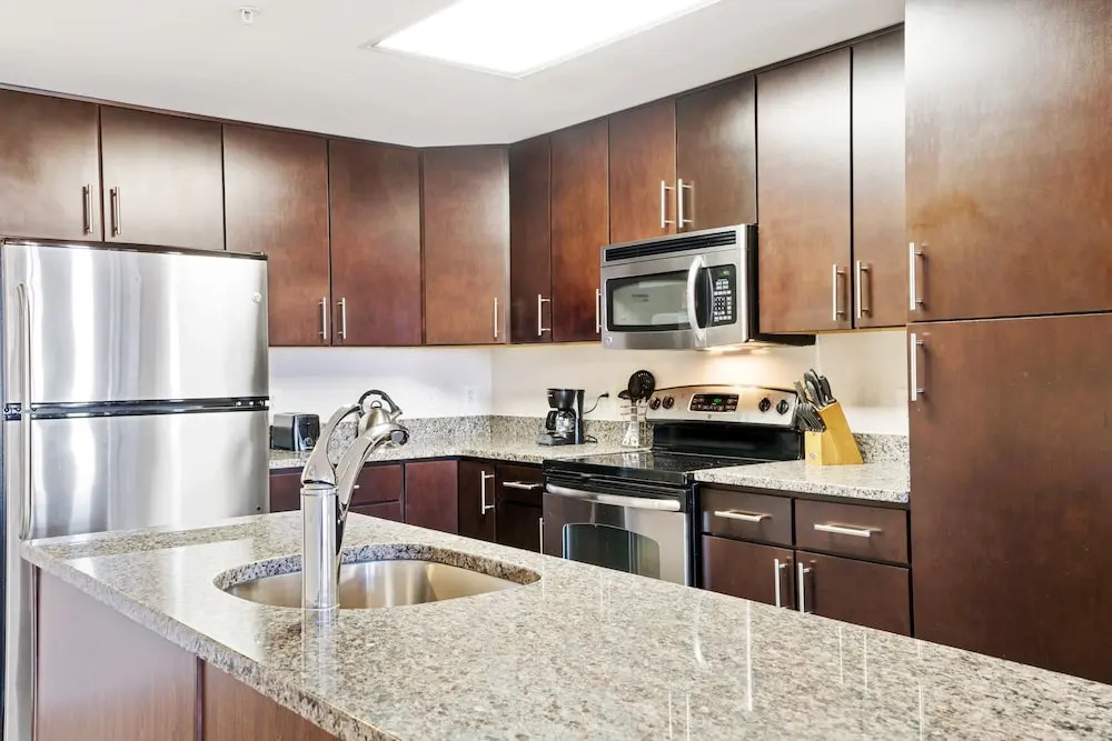 Bluebird Suites at Mt. Vernon Triangle