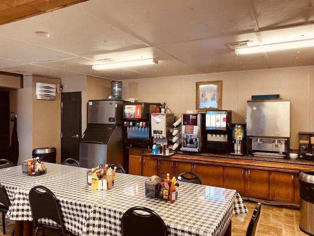 Target Hospitality-Barnhart Lodge
