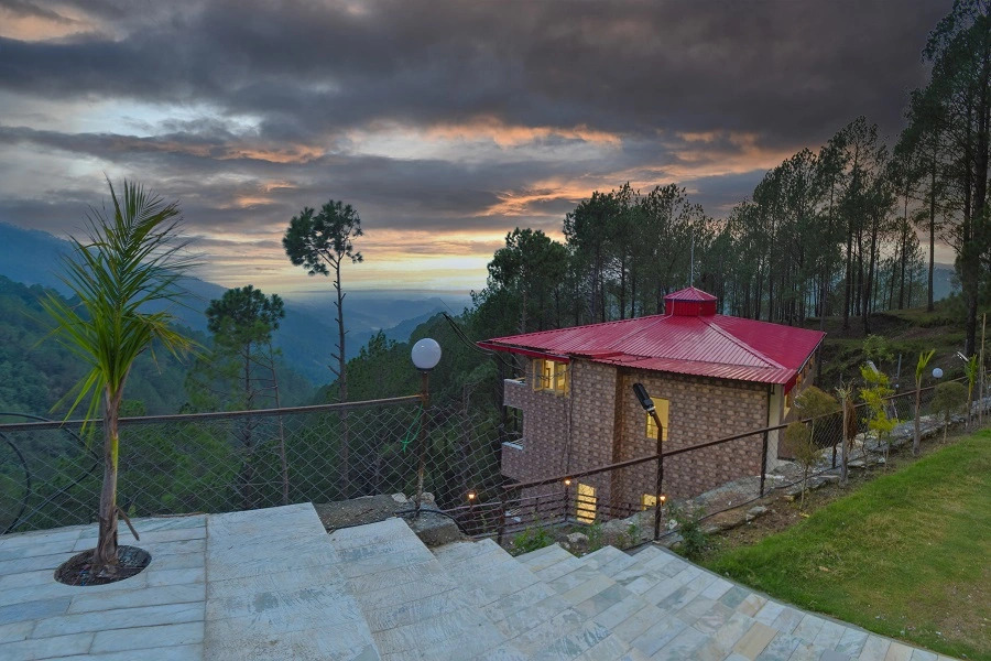 Red Roof Resort