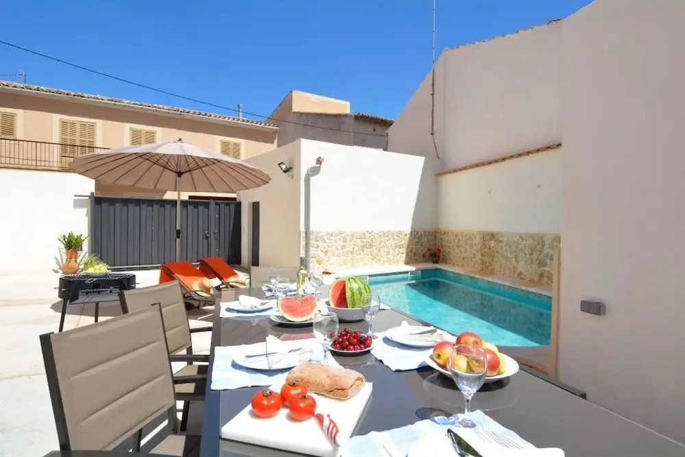 Mallorca Town House with pool