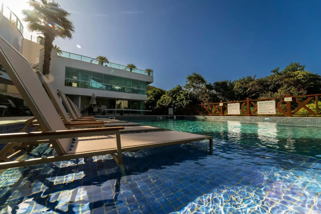 Varandas do Atlântico 206B - Excelente apartamento em condomínio de luxo a beira mar - Piscina climatizada - Academia
