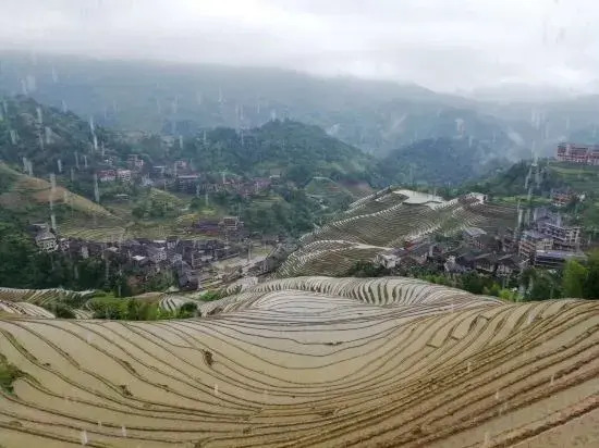 Longsheng Yaosu Express Hotel
