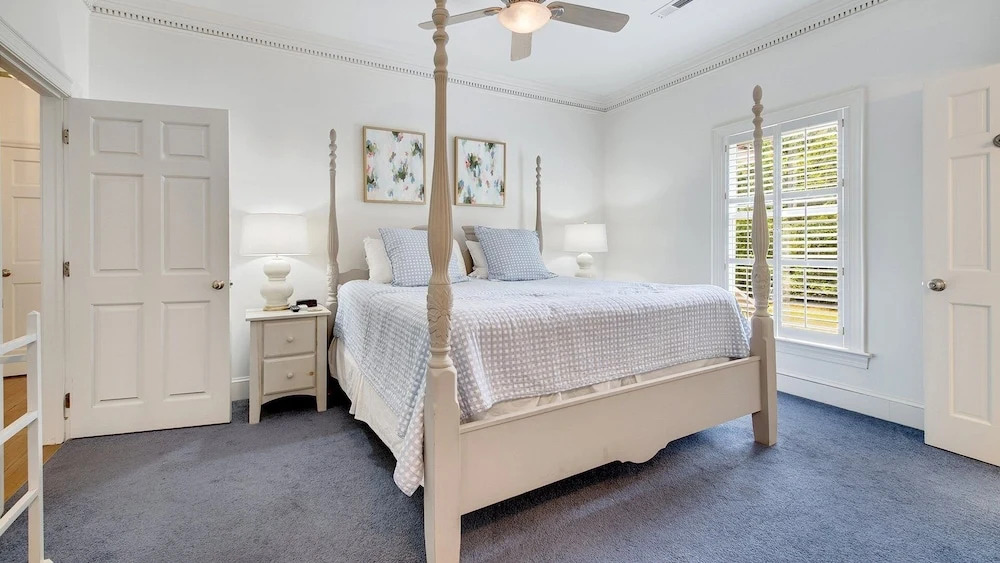 Relax And Be Tranquil By The Sea 5 Bedroom Home by Peace Vacations