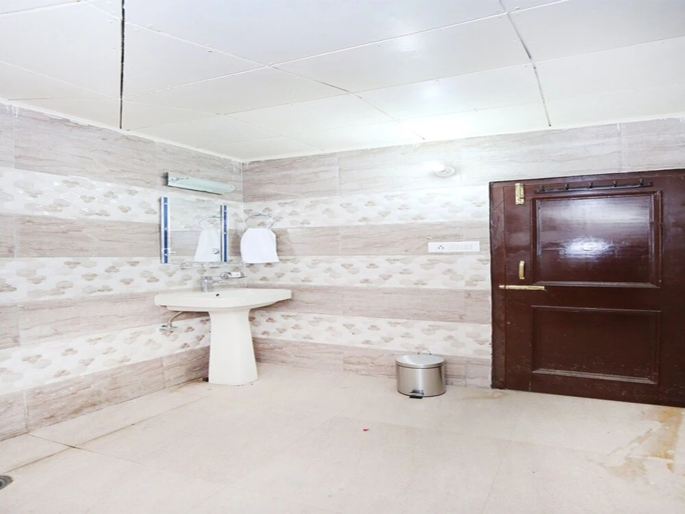 OYO 10863 Home Nature Walk 2BHK
