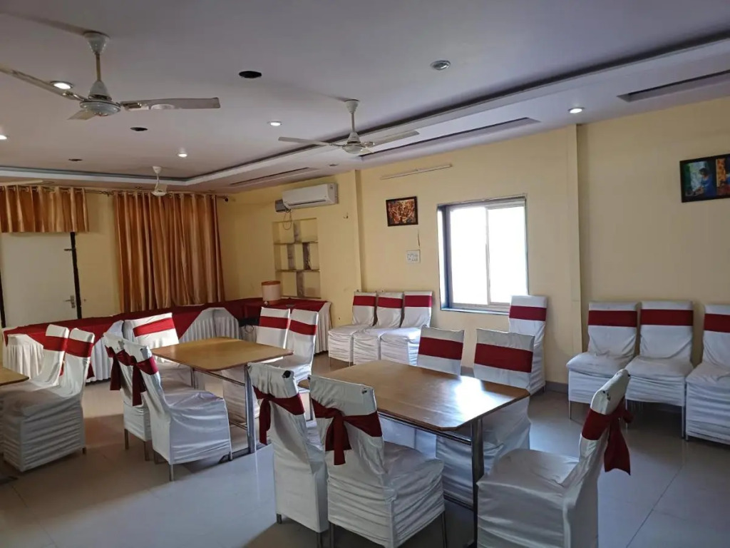 Hotel Chhavi Holidays a unit of bhanwar group