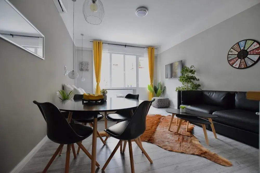 Váci Street Apartments - Best Location in Budapest, Steps from the Danube