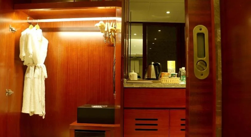 Longking Hotel