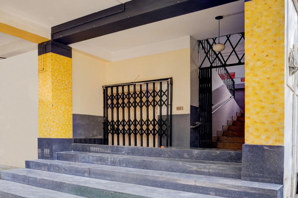 Collection O GNRC Hospital Dispur Formerly Shree Vinayak Guest House