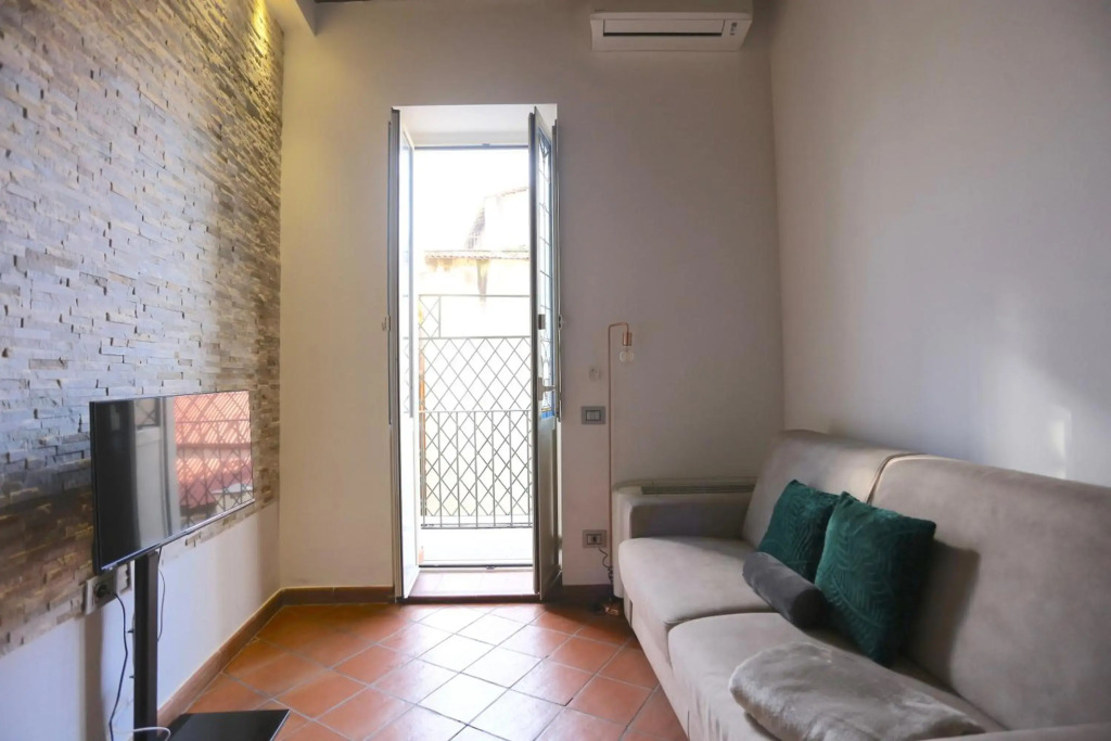 Benedetta 22 - Trastevere