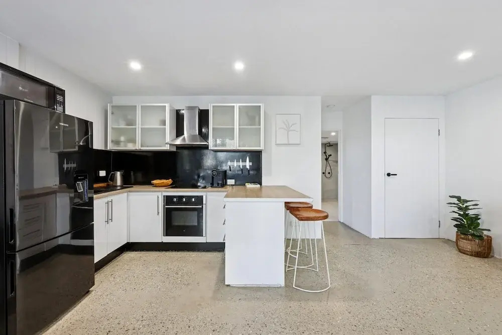 Spacious 1-bed Apartment in Coolangatta